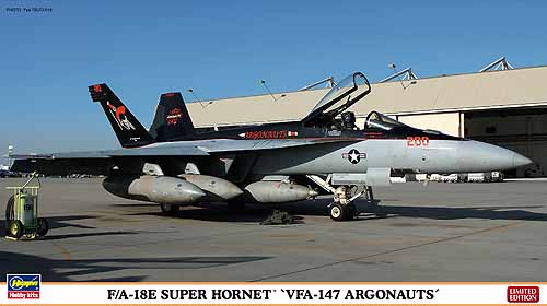 Hasegawa 01988 - F/A-18E Super hornet "VFA-147 Argonauts"