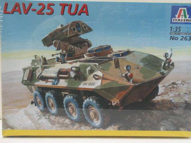 Italeri 263 - LAV25 TUA