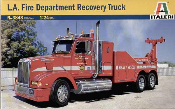 Italeri 3843 - L.A. Fire Department Recovery Truck