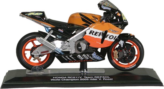 Italeri 45007 - Honda RC211V Repsol Rossi 2003