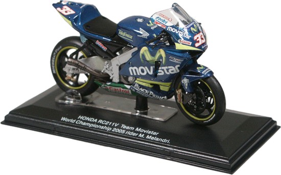 Italeri 45062 - Honda Movistar Melandri 2005