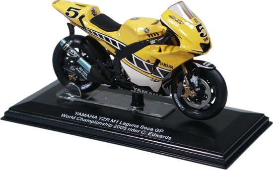 Italeri 45068 - Yamaha YZR M1 Laguna seca GP 2005