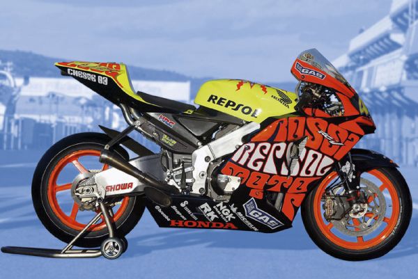 Italeri 4508 - Honda RC211V - GP Valencia 2003