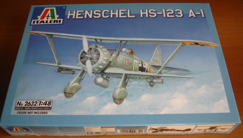 Italeri 2632 - Henschel HS-123 A-1