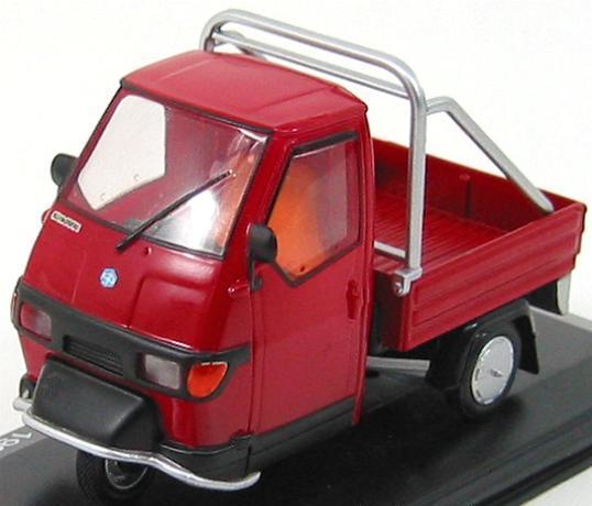 Italeri 68102 - Ape 50 rossa