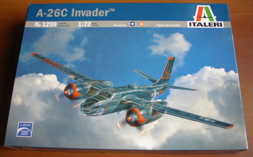 ITALERI 1259 - A-26C INVADER