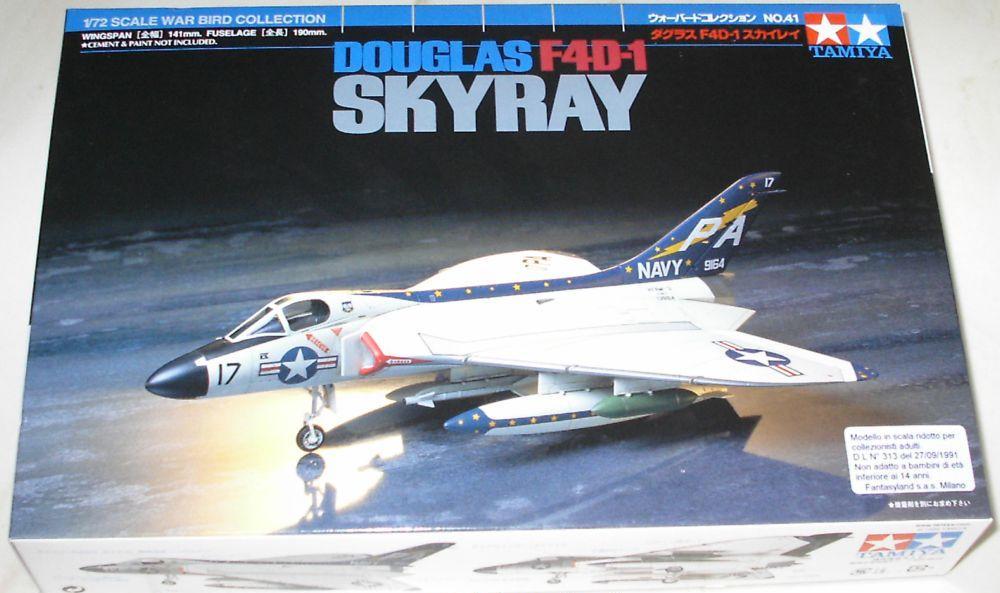 Tamiya 60741 - DouglasF4D Skyray