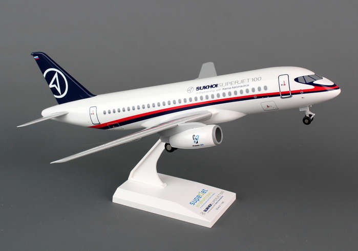 Italeri SSJ100S - SUKHOI Superjet 100